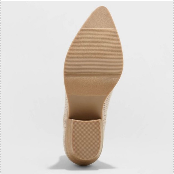 Universal thread new boots - Picture 3 of 6